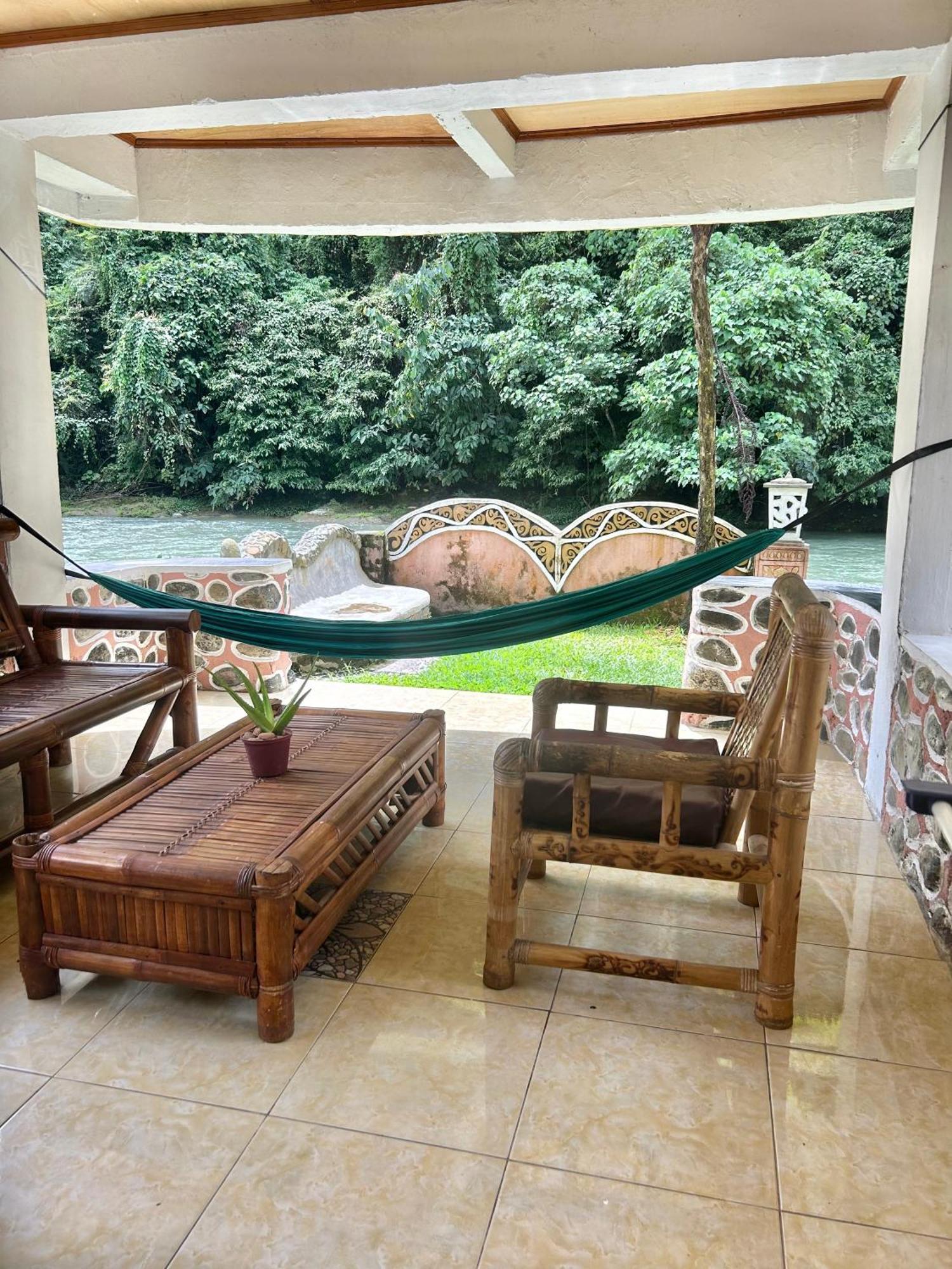 Aussie Inn Bukit Lawang Extérieur photo
